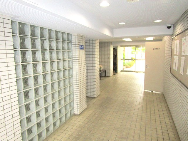 オーベル籠原　フルリフォーム済のロビー