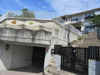 【駐車場】 | 西宮市　五月ケ丘　中古戸建