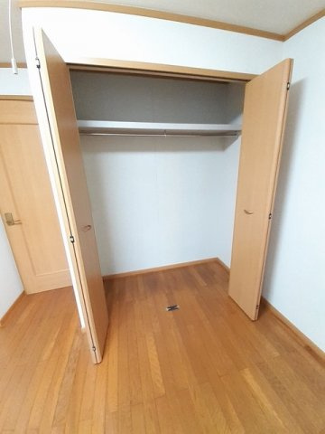 ガーデン　ヴィラＢの収納