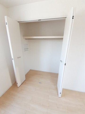 フロイデ　ＫＡＮＡＧＥＮ三島２の収納