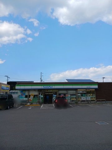 ソレイユＮⅢの周辺|ファミリーマート新居浜中筋町店まで700m