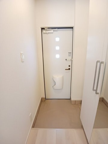 ソレイユＮⅢの玄関