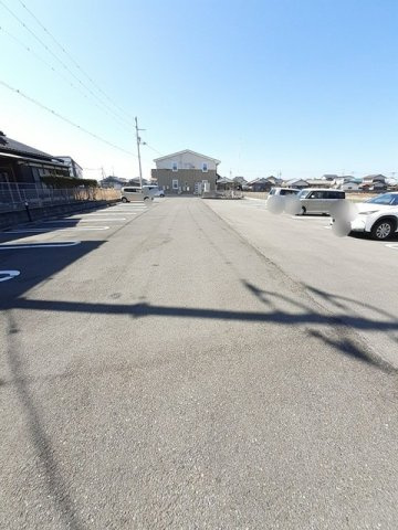 アルコバレーノの駐車場