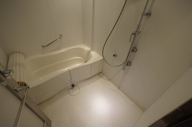 パークキューブ春日安藤坂の浴室