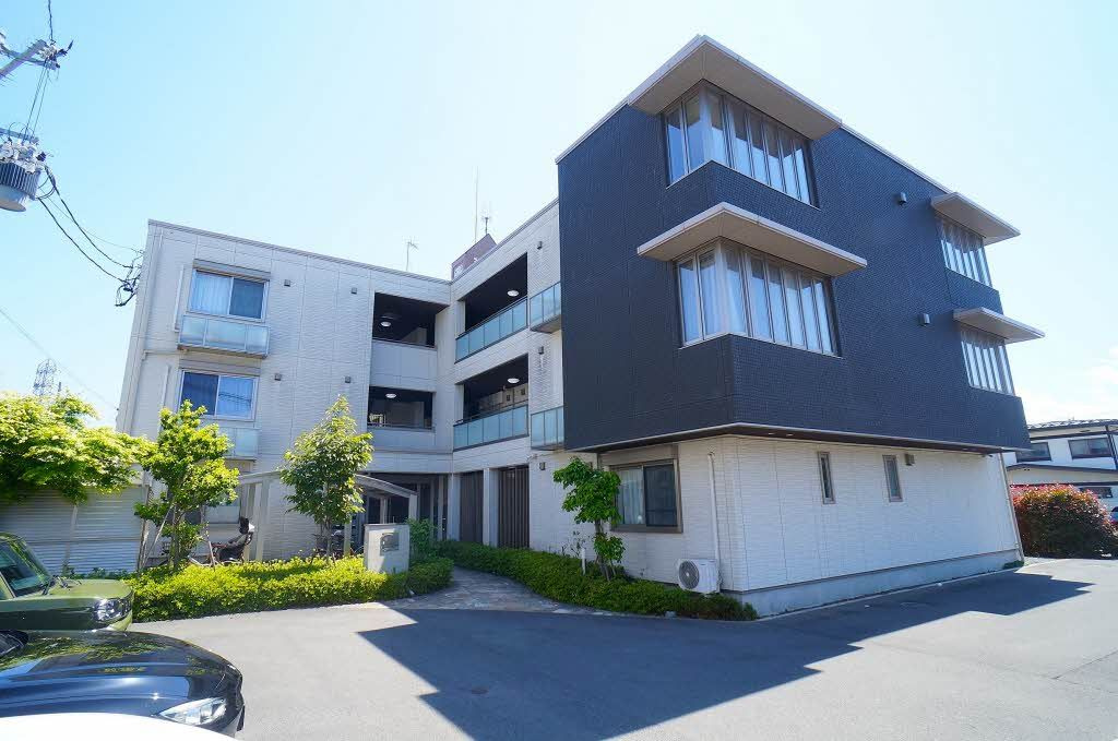 フォーブール馬場町の外観