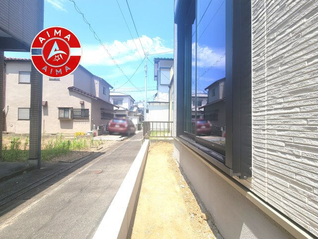 福岡市東区香椎駅東1丁目第1-1棟（A号棟）のバルコニー|風をしっかりと感じられるバルコニーでは、毎日が洗濯日和です。広々としているので洗濯も楽しくなるでしょうし、気分転換にバルコニーからの眺めを楽しむのもいいでしょう。