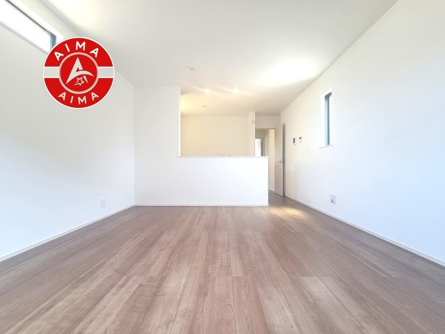 福岡市東区香椎駅東1丁目第1-1棟（A号棟）の居間・リビング|多くの時間を過すことになるリビングだからこそ、いつも穏やかな空間・解放感が味わえ毎日が充実します。