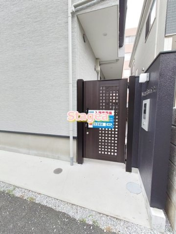 マウナケア大宮のエントランス