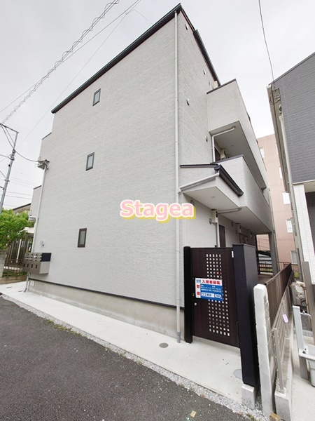 マウナケア大宮の外観