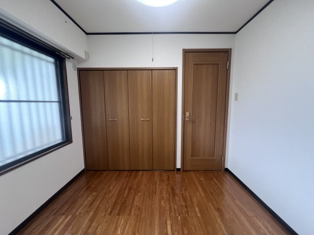 セルサス大道弐番館の居間・リビング
