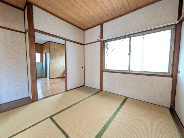 岡山市南区福島１丁目の一戸建ての和室