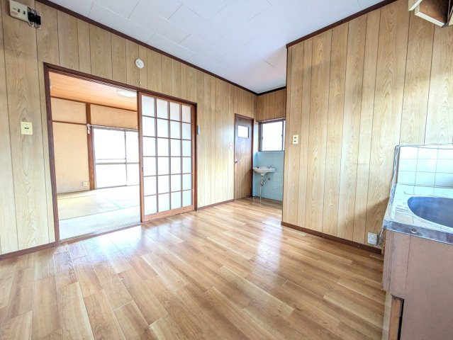 岡山市南区福島１丁目の一戸建てのキッチン