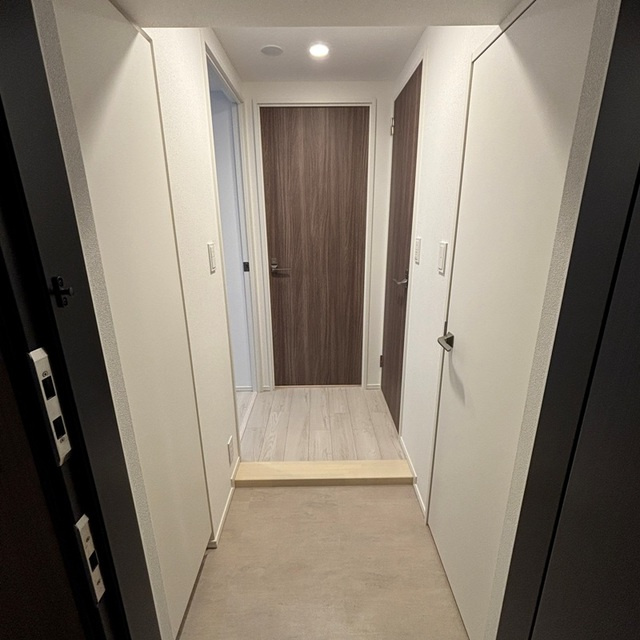 パークアクシス品川天王洲アイルの玄関|※写真は同タイプ住戸です。