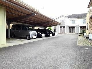 【駐車場】 | ヴィヴァーチェ