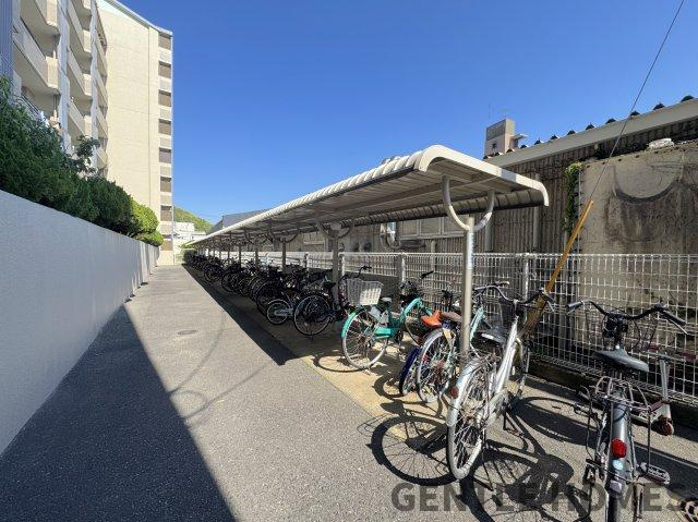 アムール和白駅の駐輪場