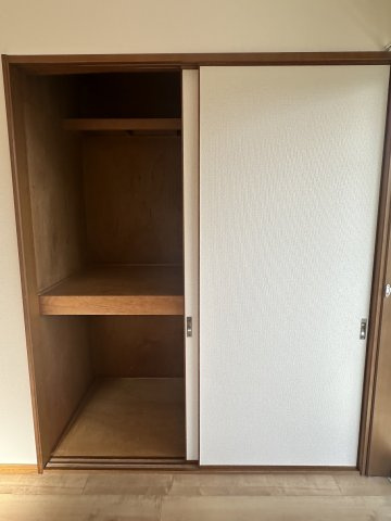 フォレスト本郷Ａ棟の収納
