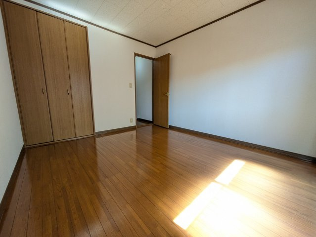 メルヴェーユ浜野C棟の洋室