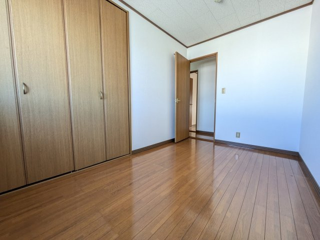 メルヴェーユ浜野C棟の洋室