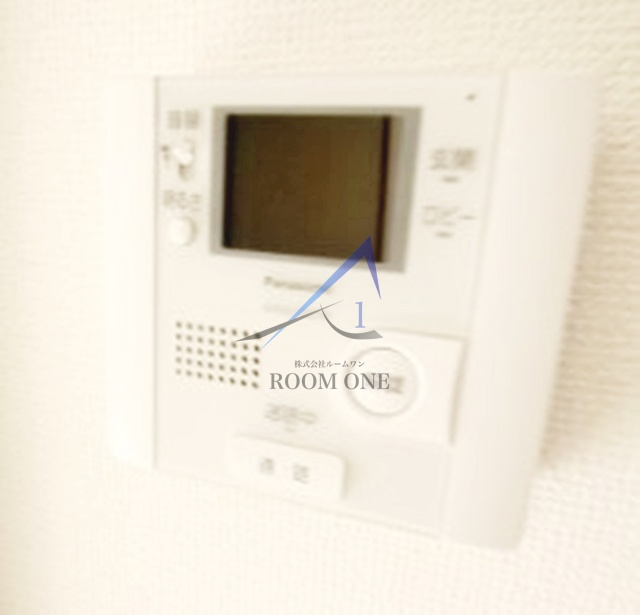 イレブンのセキュリティ|モニター付きインターホンです。