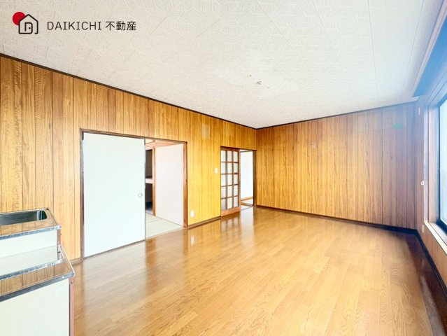 【居間・リビング】 | 鴻巣市八幡田　中古戸建