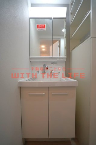 Tidy田代【キャッシュバック対象物件】の独立洗面台|朝の支度にも助かる、独立の洗髪洗面化粧台