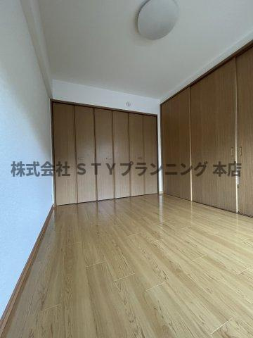 仲介手数料0円！第二若葉ビルの居間・リビング