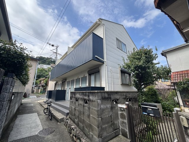 本山北町ハイツの外観