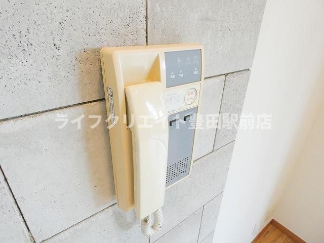 エルムコートの居間・リビング