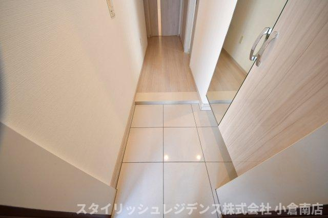 サンパーク企救丘グラッセ の玄関
