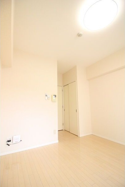 アンビックス・プリア茶屋ヶ坂の洋室