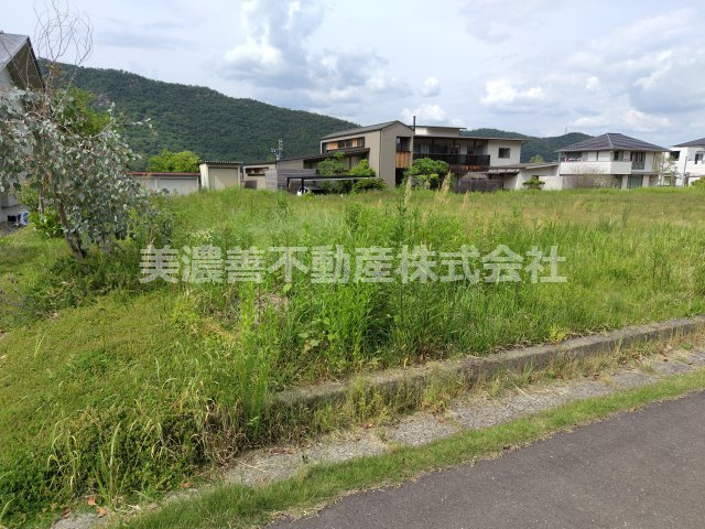 ６７０４２　岐阜市日野北４丁目土地の外観