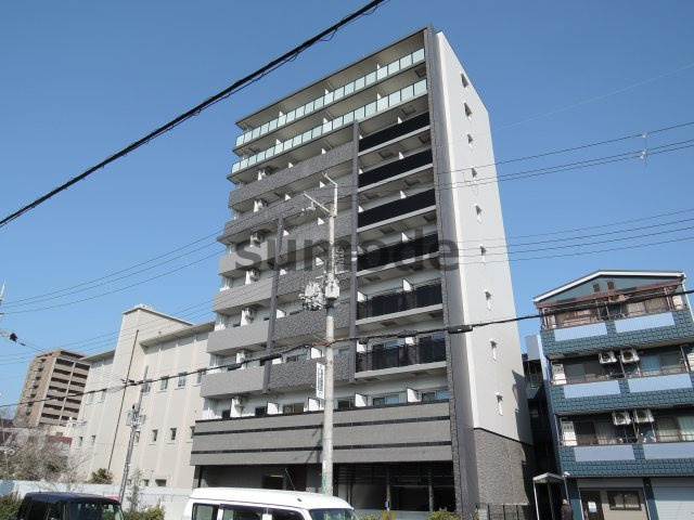 CROSSCOURT高槻富田駅前