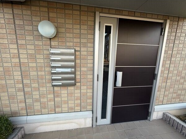 レークタウン A棟 Aの外観