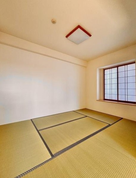 ローヤルシティ北松戸の和室|リビング横の６帖の和室