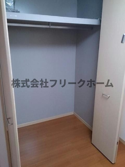 武蔵野市中町２丁目のアパートの収納