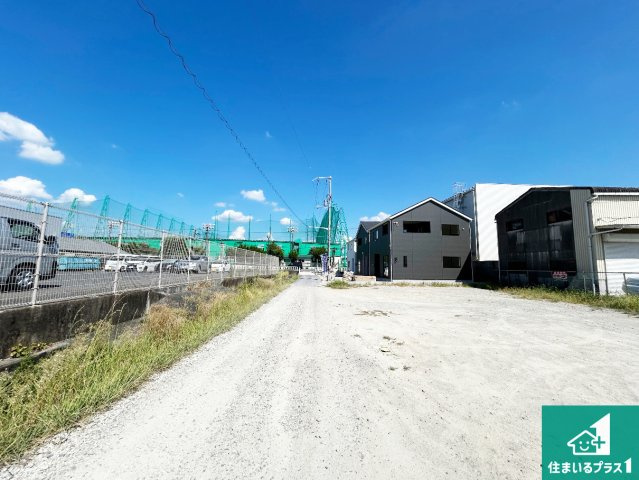 ●大和郡山市今国府町　第2期　新築一戸建ての前面道路含む現地写真|駅やスーパー、小学校・中学校等日常生活に欠かせない情報や道のりもご紹介いたしますのでお気軽にご相談ください。