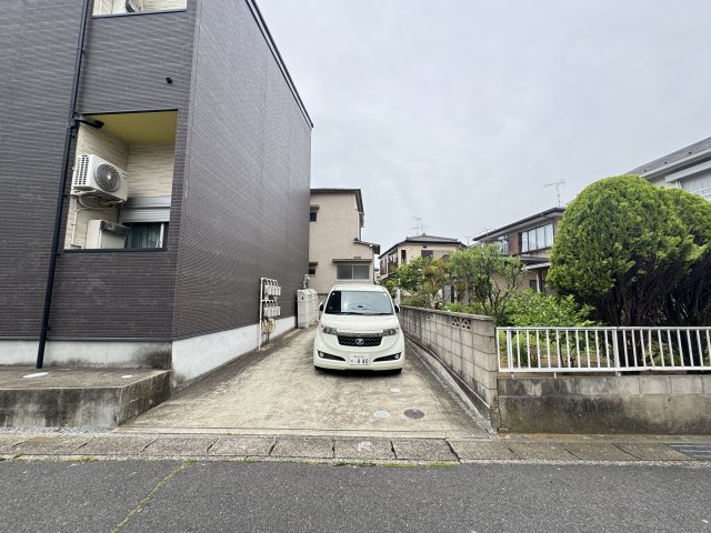 CASA　MIYASHITA の駐車場