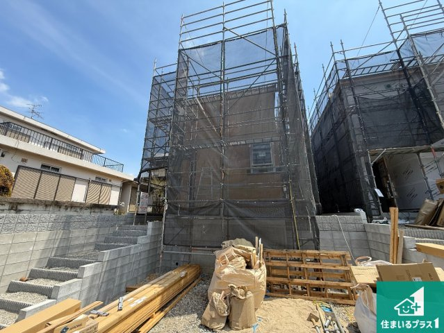 大阪狭山市西山台　第1期　新築一戸建ての外観|周辺は落ち着いた街並みの住宅地！子育てがしやすい住環境です！まだ未完成ですが、現地でしかわからない事もございます。是非一度ご覧ください。