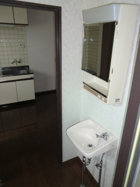 コーポ日の宮