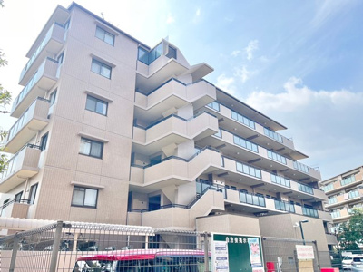 【外観】 | ディオフェルティ豊中 | 物件を比較検討したいお客様には、「物件比較見学プラン」をご用意しております。こちらの物件だけでなく、お客様の希望に沿った物件を、いくつかまとめてご案内させて頂きます。