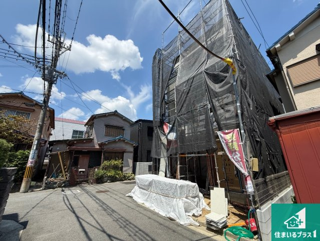 藤井寺市藤井寺　第1期　新築一戸建ての外観|周辺は落ち着いた街並みの住宅地！子育てがしやすい住環境です！まだ未完成ですが、現地でしかわからない事もございます。是非一度ご覧ください。