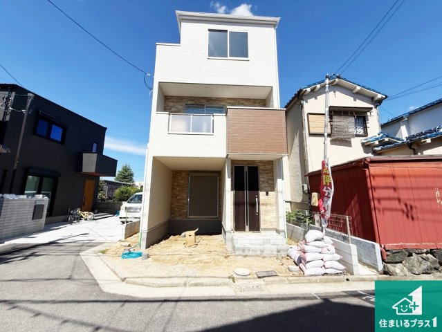 藤井寺市藤井寺　第1期　新築一戸建ての外観|周辺は落ち着いた街並みの住宅地！子育てがしやすい住環境です！まだ未完成ですが、現地でしかわからない事もございます。是非一度ご覧ください。