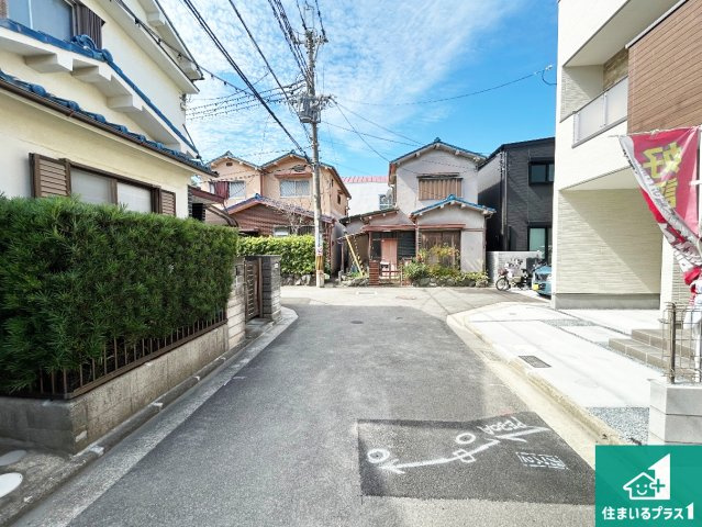 ◆藤井寺市藤井寺　第1期　新築一戸建ての前面道路含む現地写真|周辺は落ち着いた街並みの住宅地！子育てがしやすい住環境です！まだ未完成ですが、現地でしかわからない事もございます。是非一度ご覧ください。