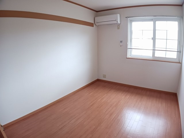 Ⅱ棟2階の室内写真です。