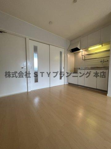 仲介手数料0円！第二若葉ビルの居間・リビング
