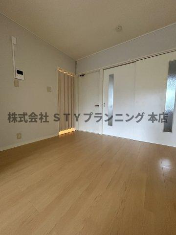 仲介手数料0円！第二若葉ビルの居間・リビング