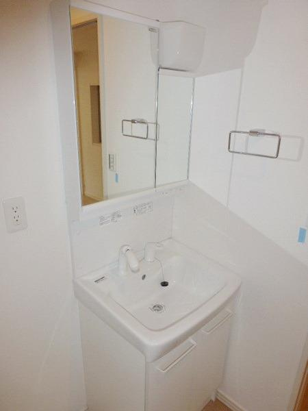 国領YKマンションの洗面所