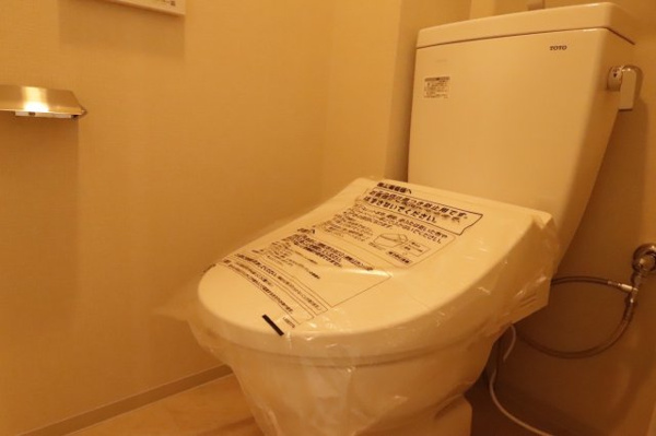 【トイレ】 | 【トイレ】清潔感漂うトイレです！温水洗浄便座で365日快適☆
