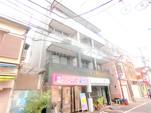 第18シンエイビルの外観