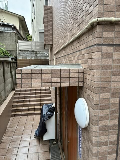 クレスト代々木のバルコニー